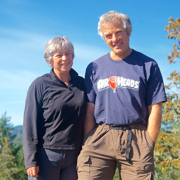 Lo Camps & Anne-Marie Linders : Owners